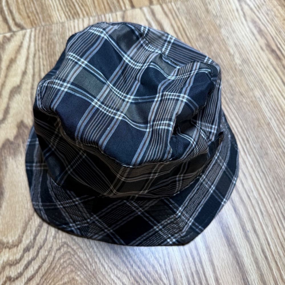 Totes Reversible Bucket Hat Black Plaid One Size Water Resistant Rain Sun Hat - Picture 5 of 6